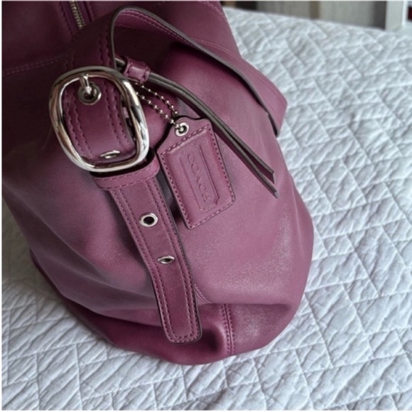 Coach soho hobo bucket buckle bag purple purse oversized crossbody C0968
13882 - Picture 4 of 16